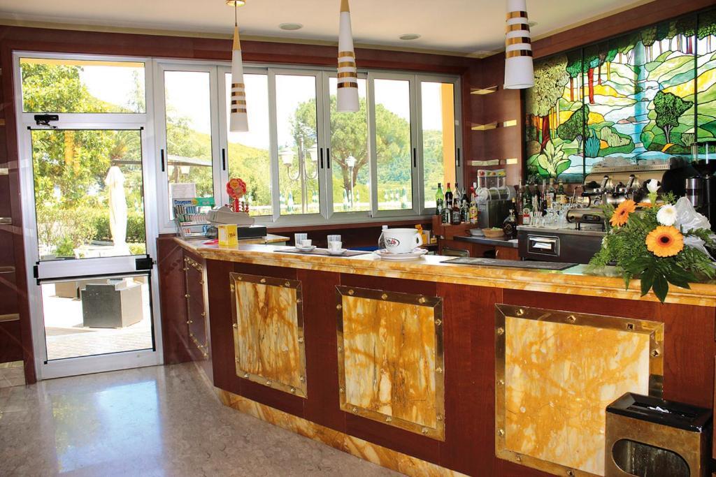 Complesso Termale Vescine Hotel Castelforte Kültér fotó