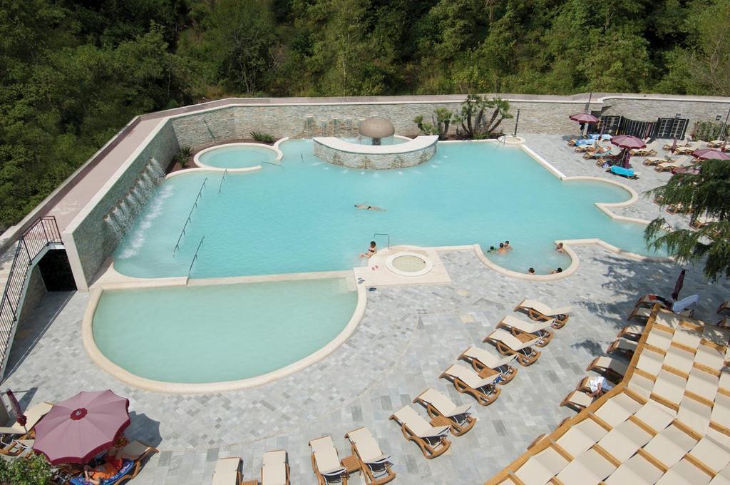Complesso Termale Vescine Hotel Castelforte Kültér fotó