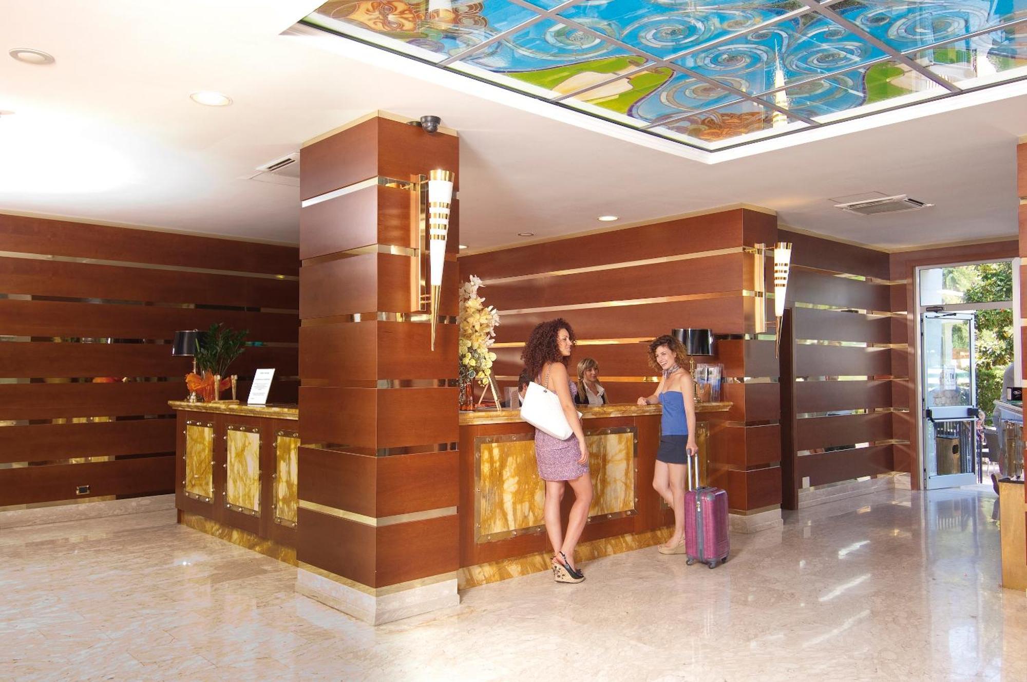 Complesso Termale Vescine Hotel Castelforte Kültér fotó
