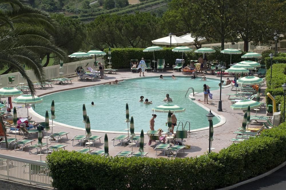 Complesso Termale Vescine Hotel Castelforte Kültér fotó